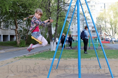 В Кургане началась выплата новых пособий на детей