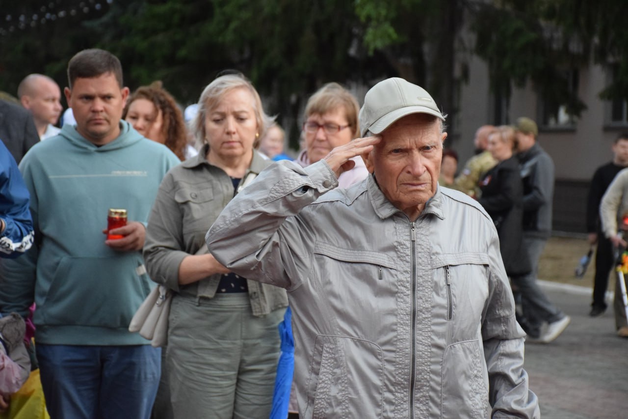 Депутаты почтили память погибших в годы войны