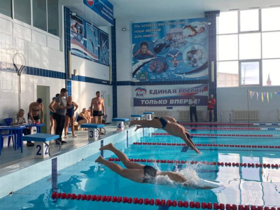 Ветераны Кургана соревновались в плавании в рамках спартакиады города  Ветераны Кургана соревновались в плавании в рамках спартакиады города