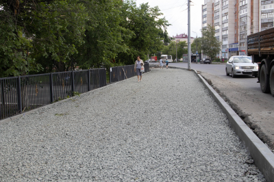 В Кургане благоустраивают улицу К. Мяготина